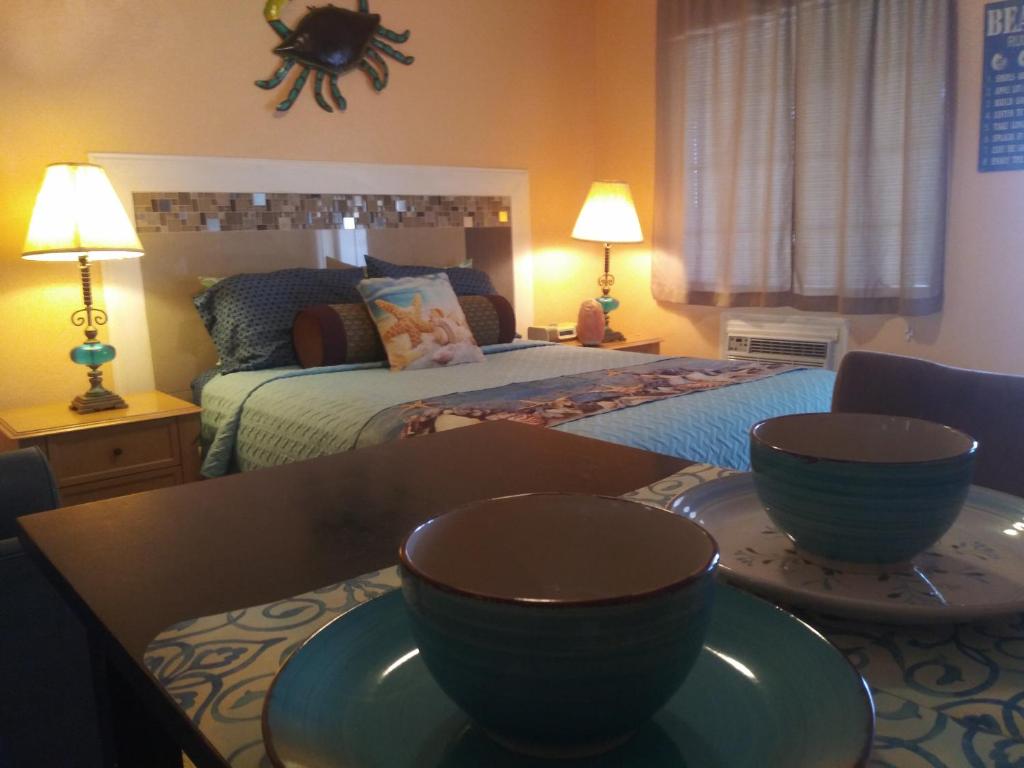 Siesta Motel and Surfside Cabanas
